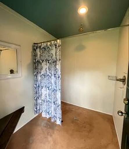 Cabins (United States of America, Belfast, Maine)