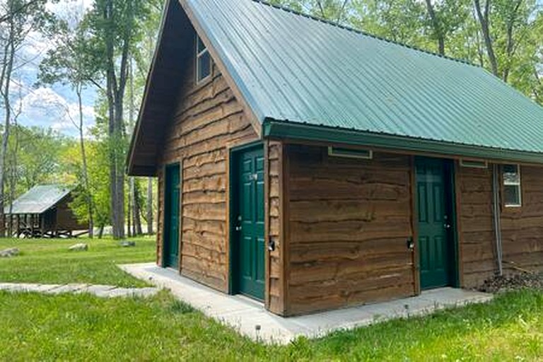 Tranquil Riverside Getaway in Western NY for 3 in Belfast