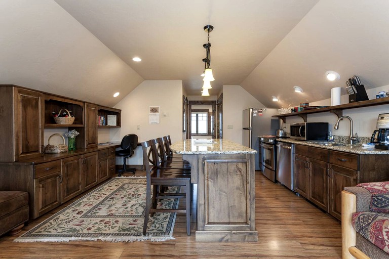 Cabins (United States of America, West Glacier, Montana)