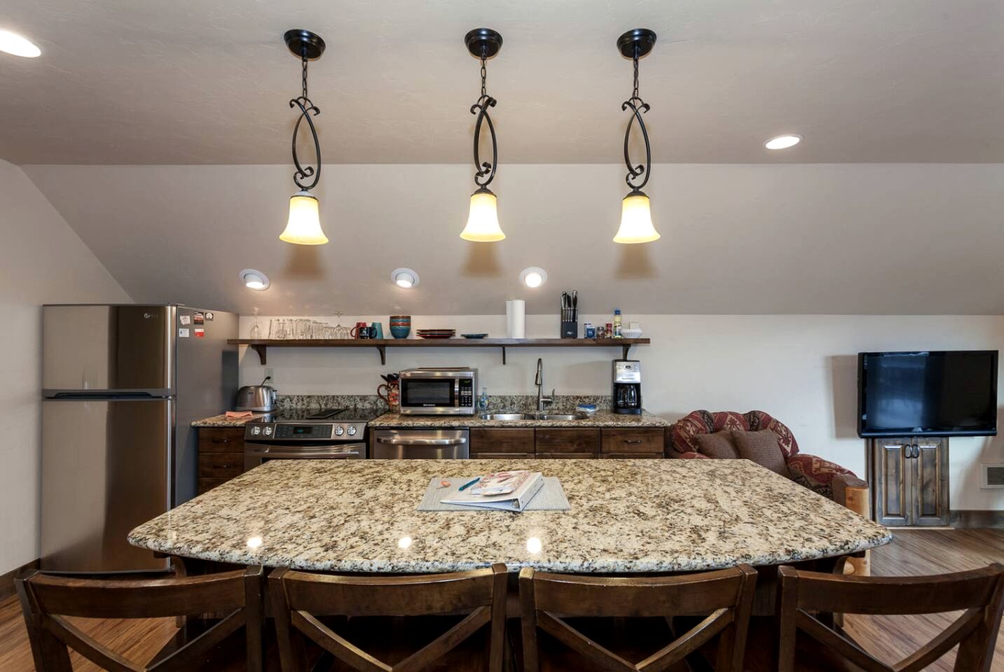 Deluxe Getaway Rental in a Mountain Cabin near Lake McDonald, Montana