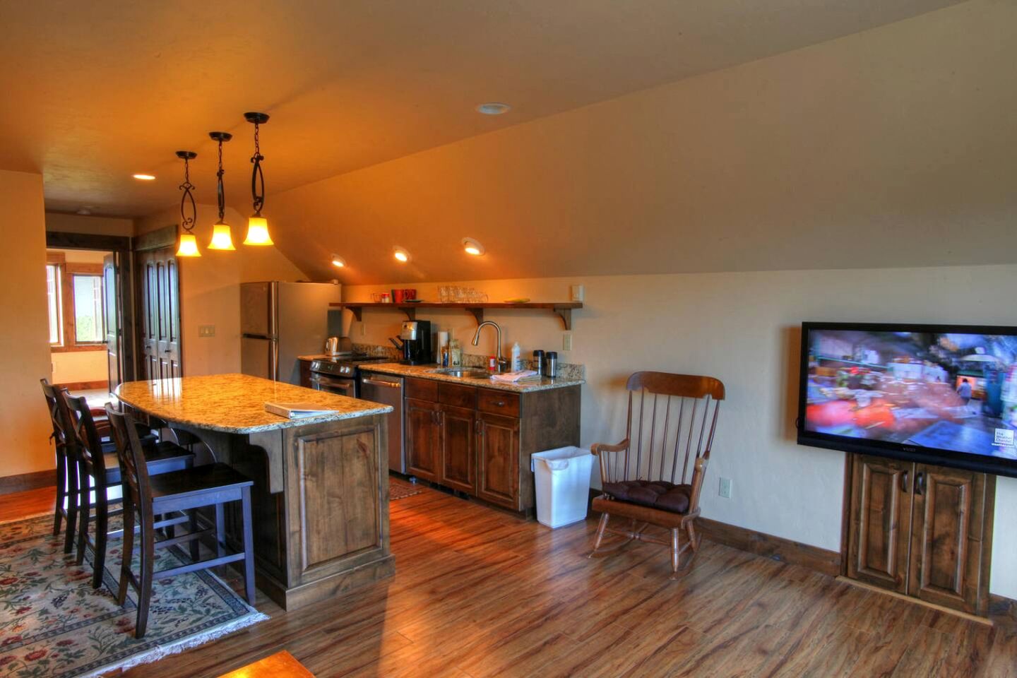 Deluxe Getaway Rental in a Mountain Cabin near Lake McDonald, Montana