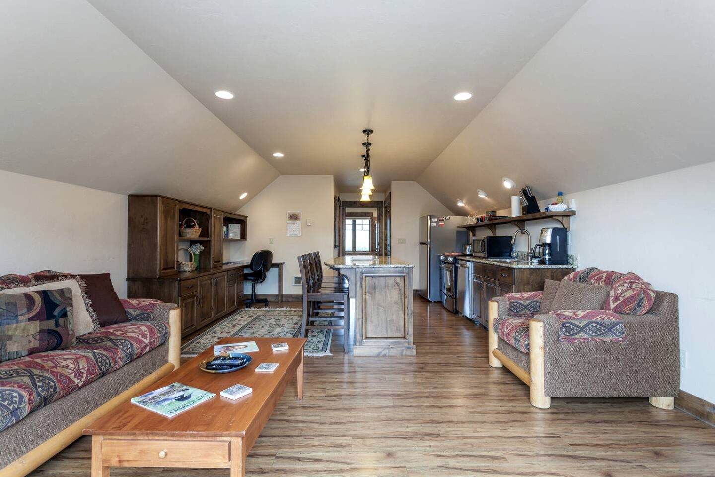 Deluxe Getaway Rental in a Mountain Cabin near Lake McDonald, Montana