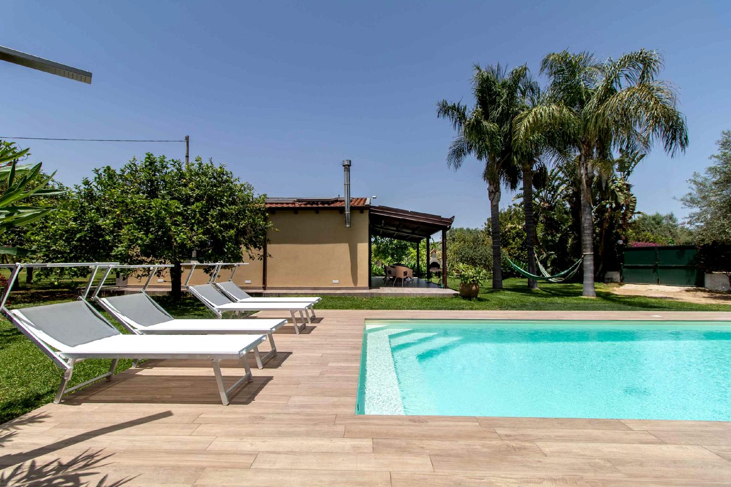 Sustainable Eco-Friendly Villa Close to the Beach Perfect for Family Escapes in Lido di Noto, Sicily