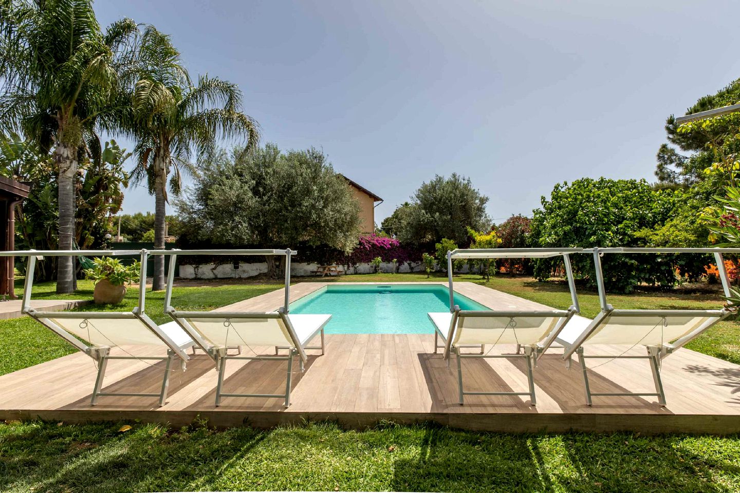 Sustainable Eco-Friendly Villa Close to the Beach Perfect for Family Escapes in Lido di Noto, Sicily