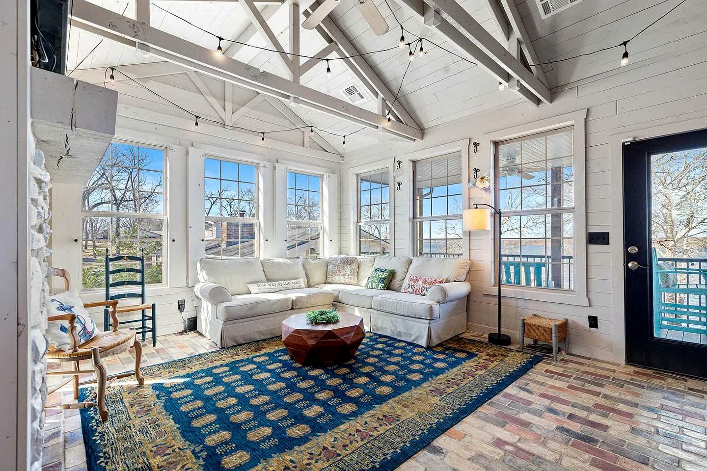 Luxurious Lakefront Home with Private Dock near Wolf Creek Marina, Oklahoma