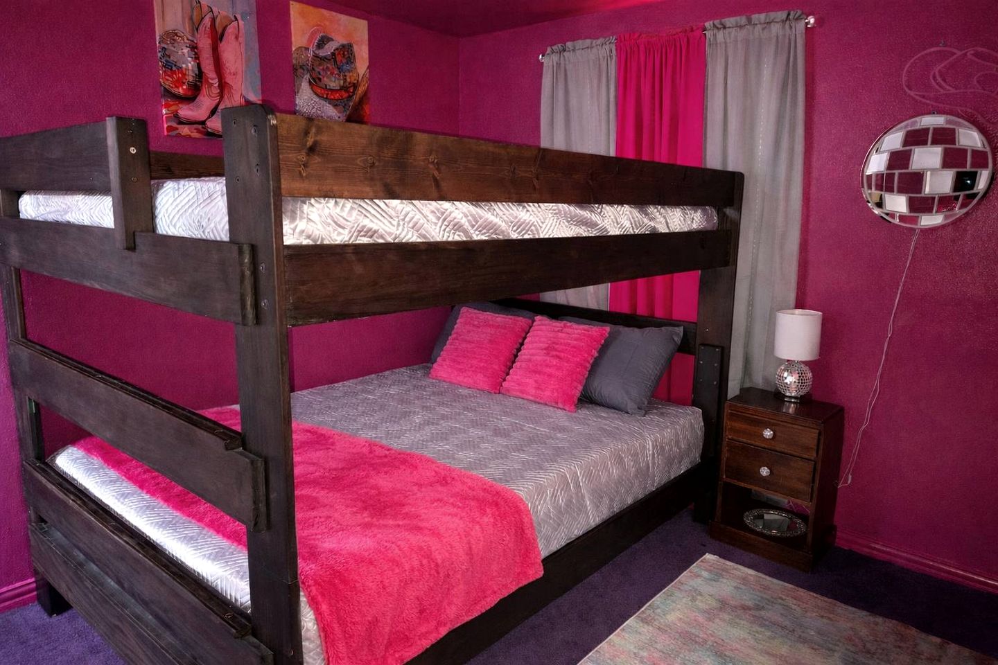 Ultimate Girls’ Getaway House with Hot Tub, Movie Room & Margarita Machine in Lone Star, Texas