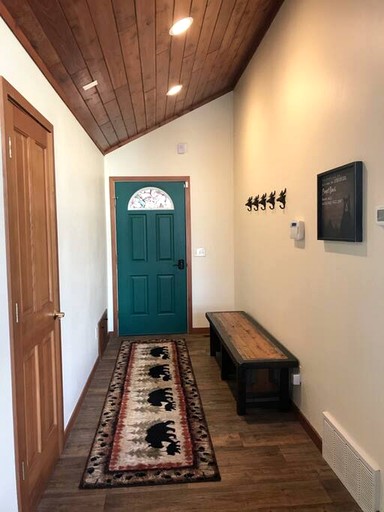 Cabins (United States of America, West Glacier, Montana)