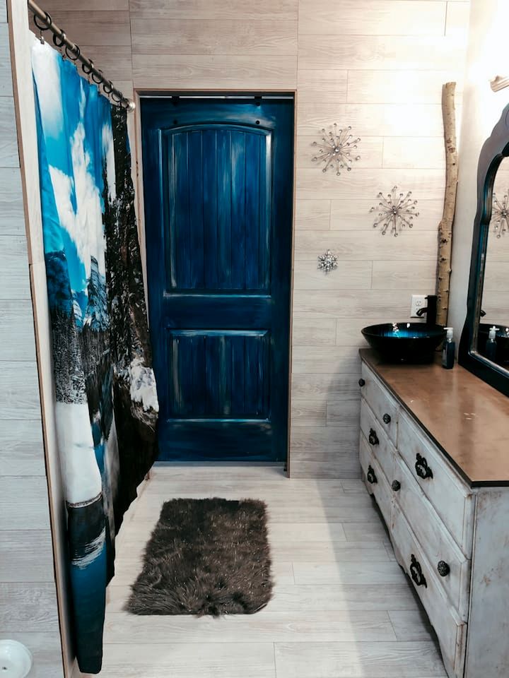 Glacier Tiny House in Irwin, ID
