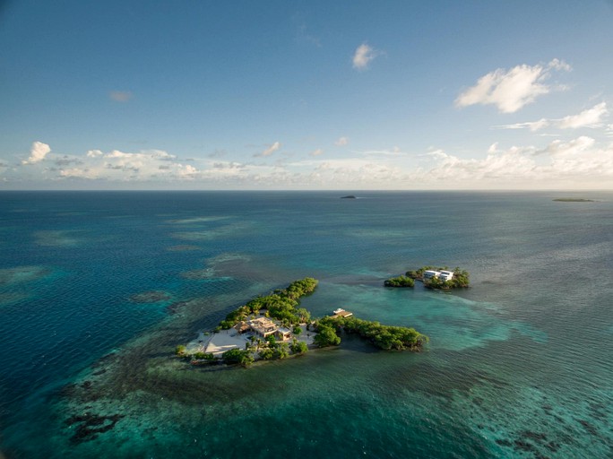 Fantastic Beach House Settled in a Private Island in Belize City, Belize District