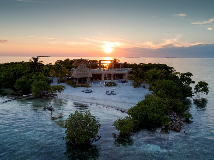Beach Houses (Belize, Belize City, Belize District)