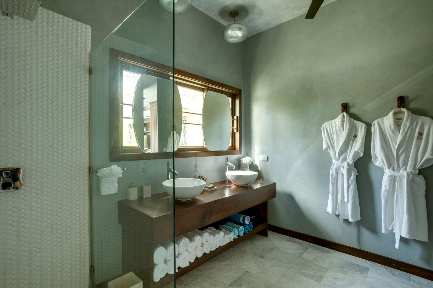 Fantastic Beach House Settled in a Private Island in Belize City, Belize District