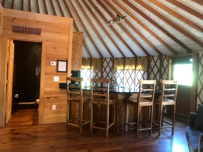 Yurts (United States of America, Bryson City, North Carolina)
