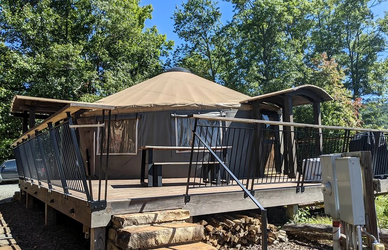 Yurts (United States of America, Bryson City, North Carolina)