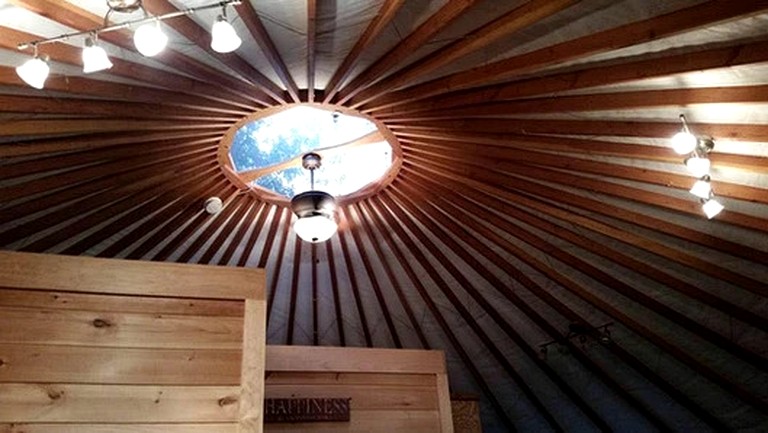 Yurts (United States of America, Bryson City, North Carolina)