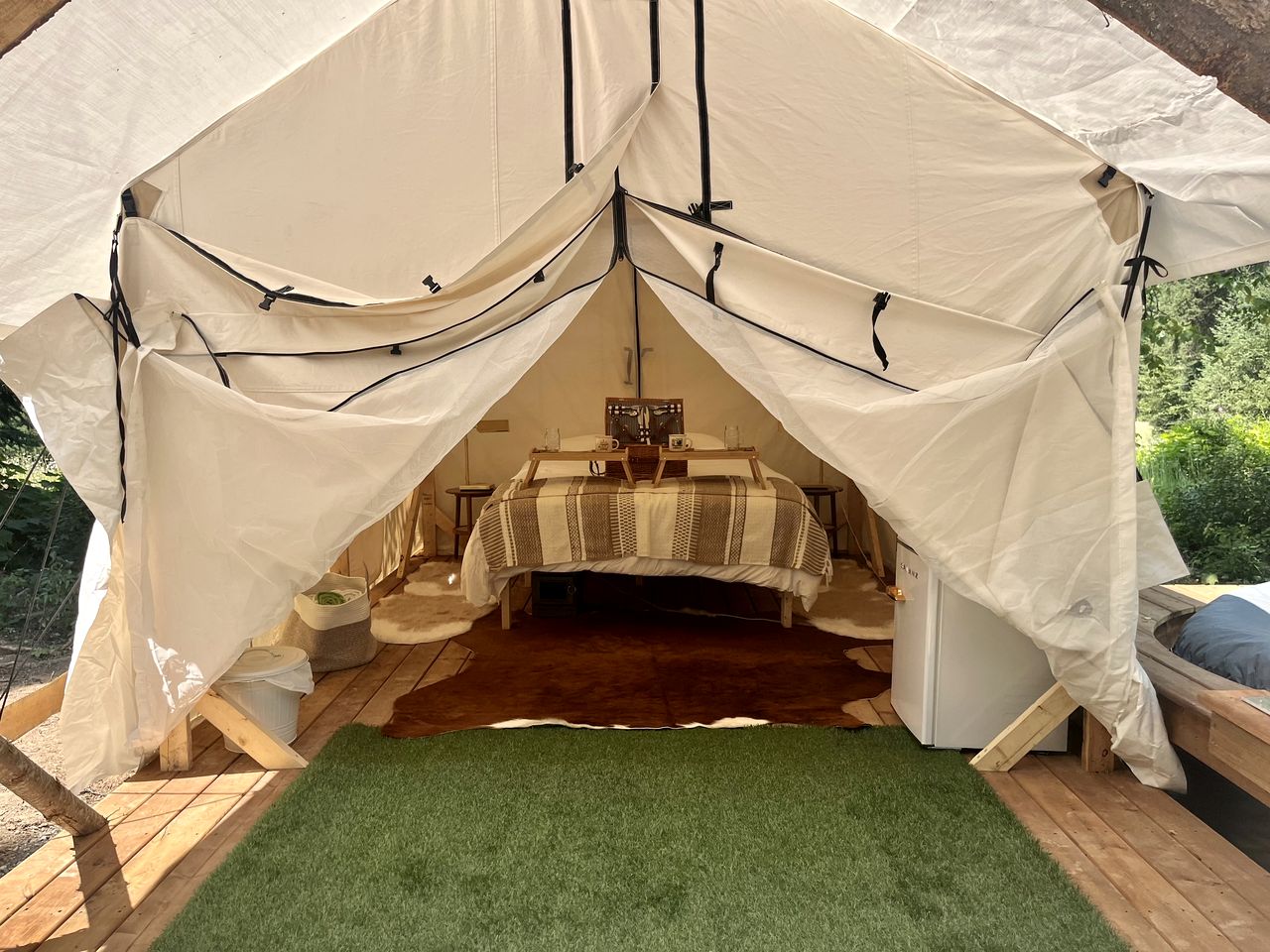 Serene Safari Tent Nestled in the Woods in Columbia-Shuswap, British Columbia
