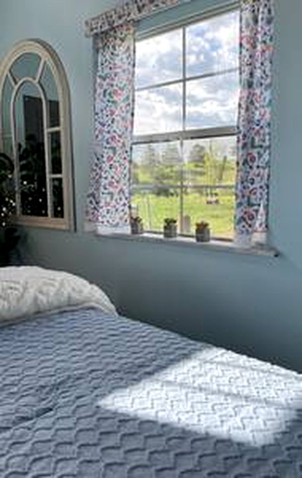 Cozy Tiny House with Fire Pit and Barbecue in Mount Jackson, Virginia