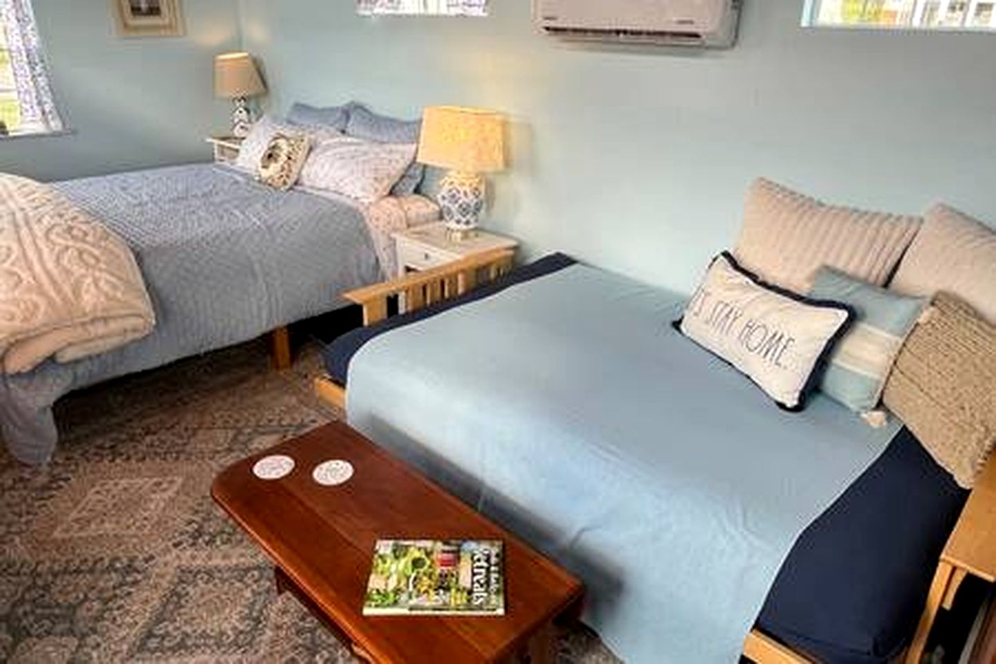 Cozy Tiny House with Fire Pit and Barbecue in Mount Jackson, Virginia