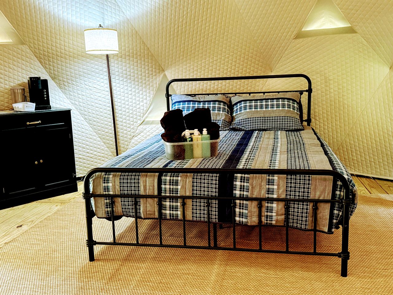 Starlit Geodesic Dome Haven Overlooking a Mountain River in New York’s Catskills