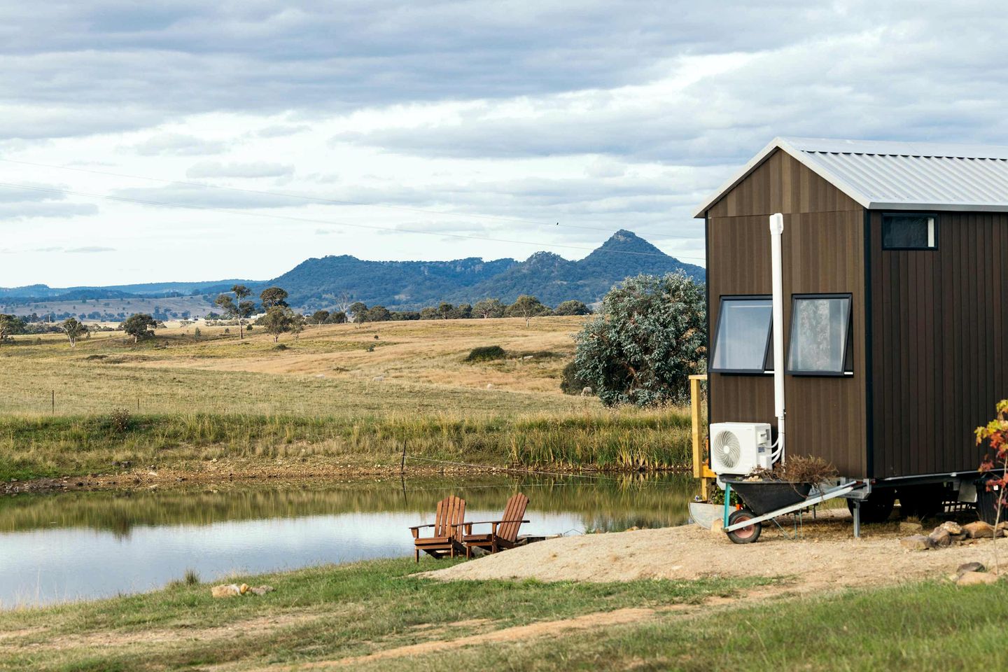 Glamp on a Vineyard in the Mudgee Wine Region near Wollemi National Park