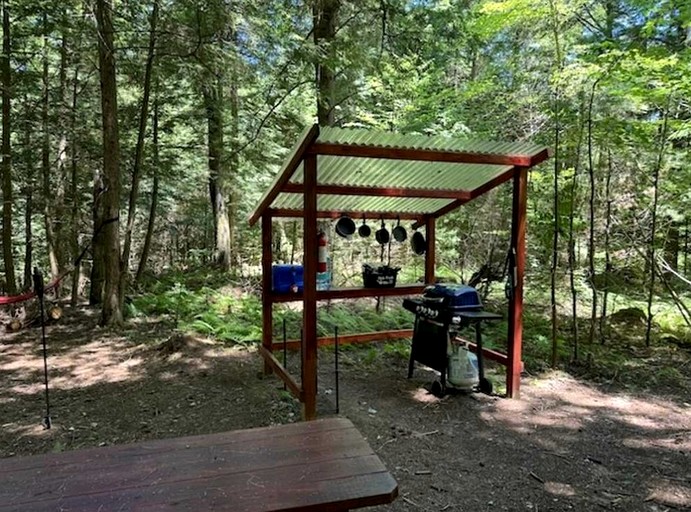 Safari Tents (United States of America, Broadalbin, New York)