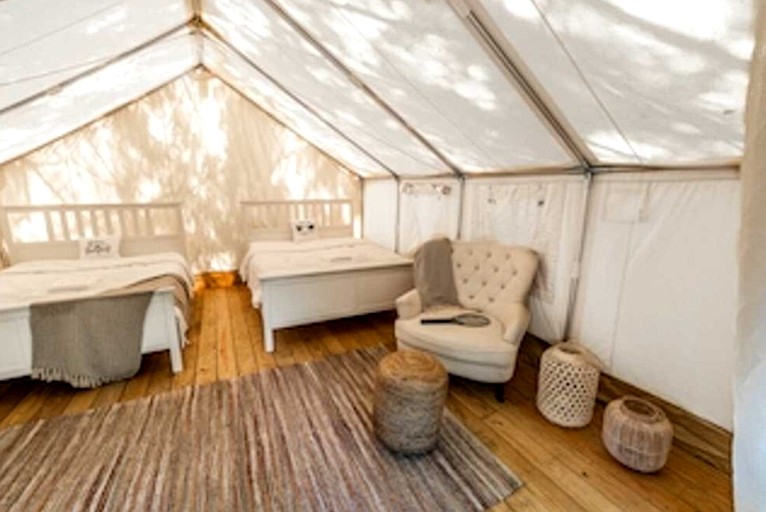 Safari Tents (United States of America, Broadalbin, New York)