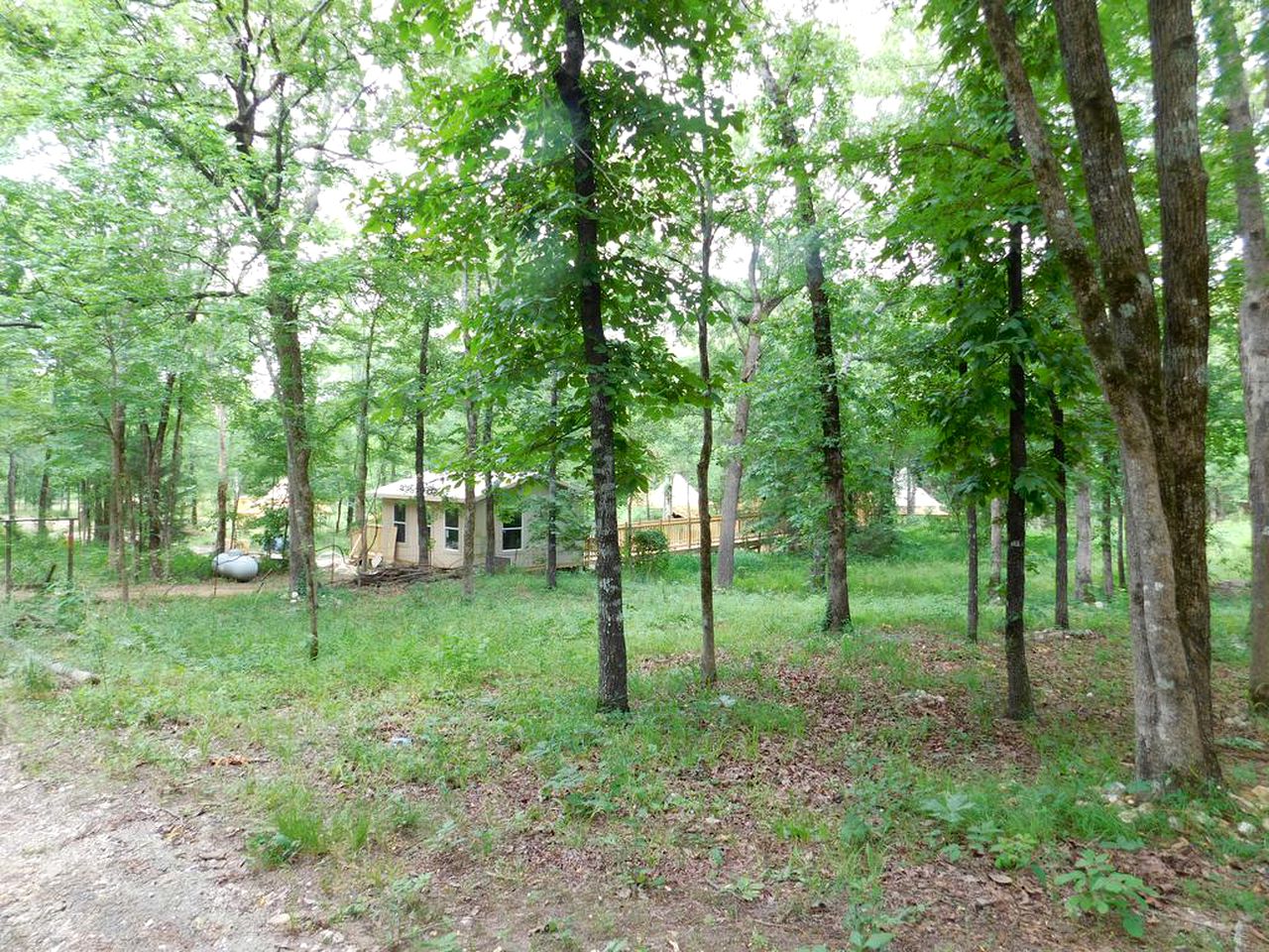 Romantic Getaway in a Bell Tent near Beavers Bend State Park, Oklahoma