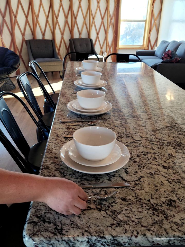 Glamping Adventure for the Whole Family: Fantastic Pet-Friendly Yurt in Garden City, Utah, with Bear Lake Views