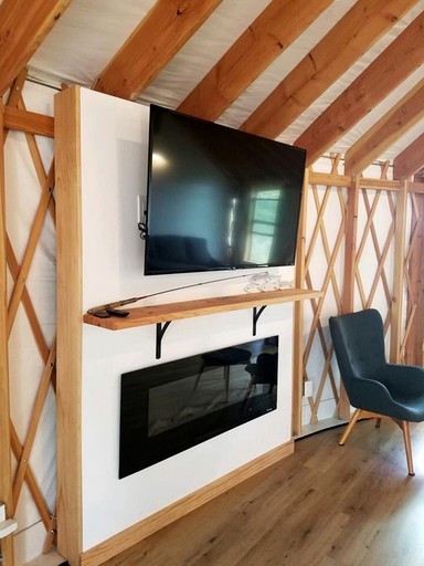 Yurts (United States of America, Garden City, Utah)