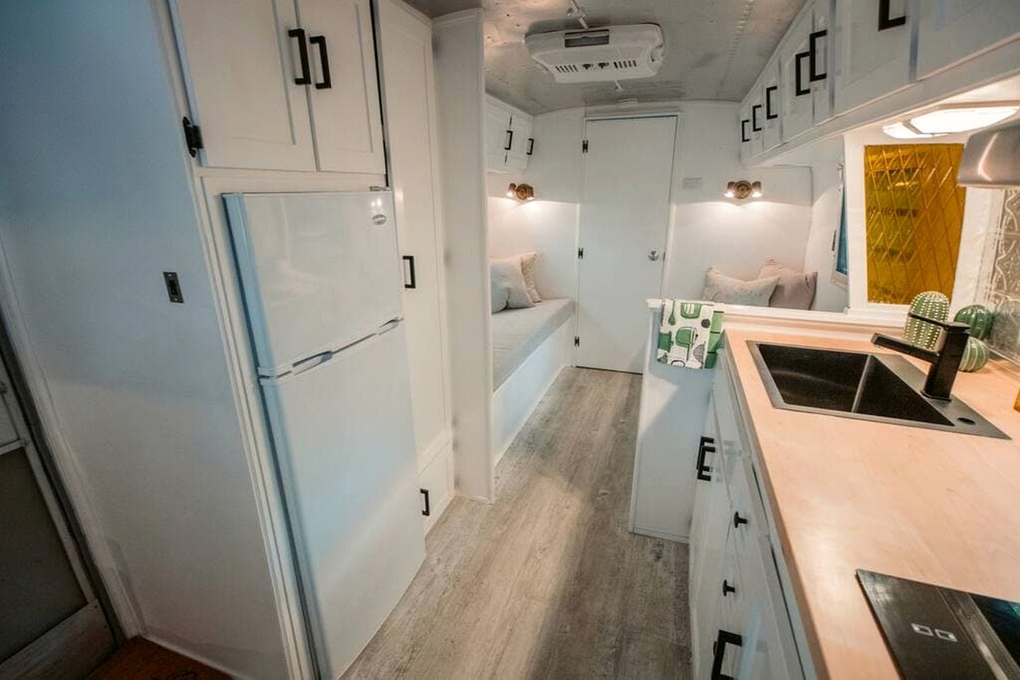 Glamping in an Airstream: Beautiful Accommodation near Tobermory, Canada