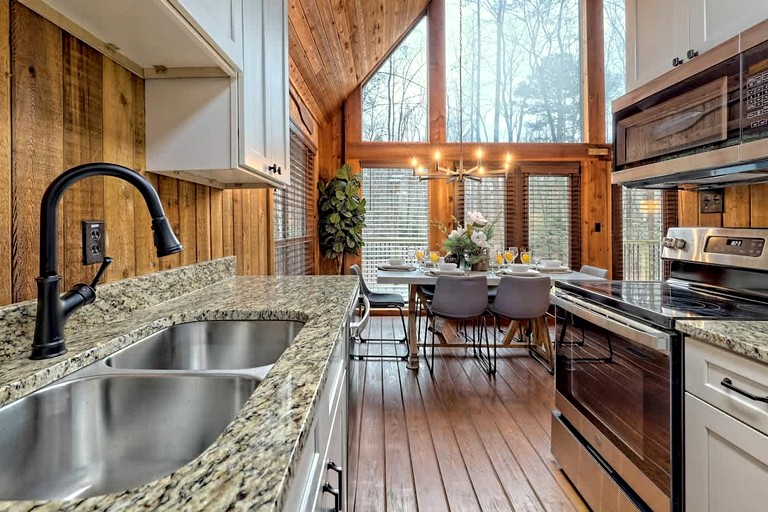 Cabins (United States of America, Sautee Nacoochee, Georgia)