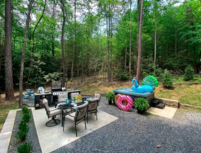 Cabins (United States of America, Sautee Nacoochee, Georgia)