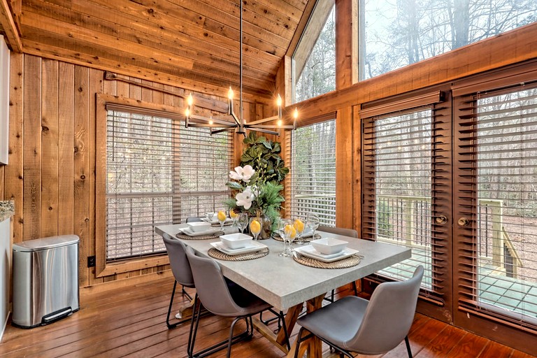 Cabins (United States of America, Sautee Nacoochee, Georgia)