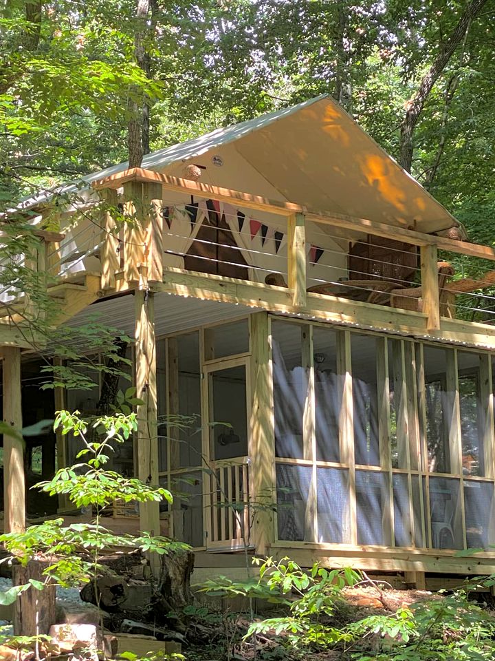 Serene Safari Tent Surrounded by Peaceful Woodland in Signal Mountain, Tennesse