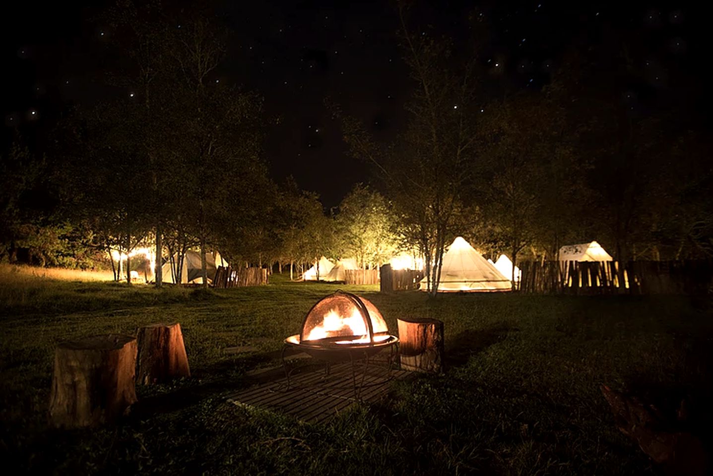 Glamping Bell Tent Accommodation near Bogota, Colombia