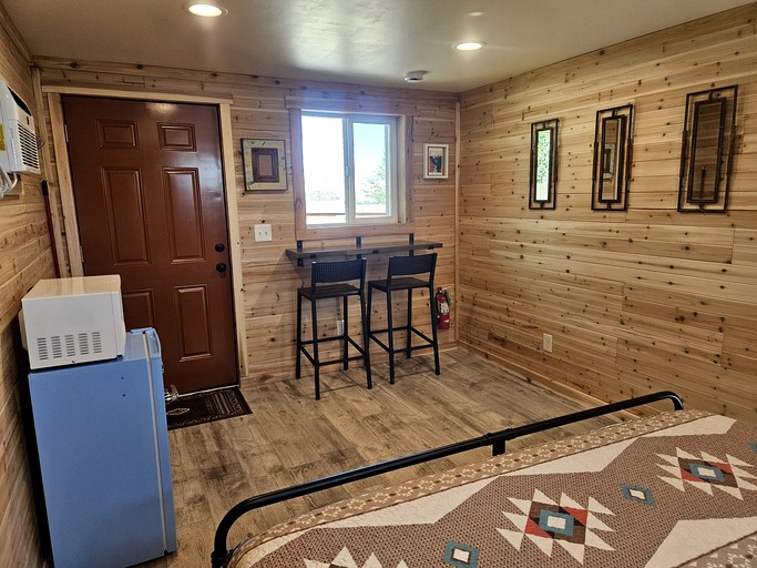 Cabins (United States of America, Escalante, Utah)