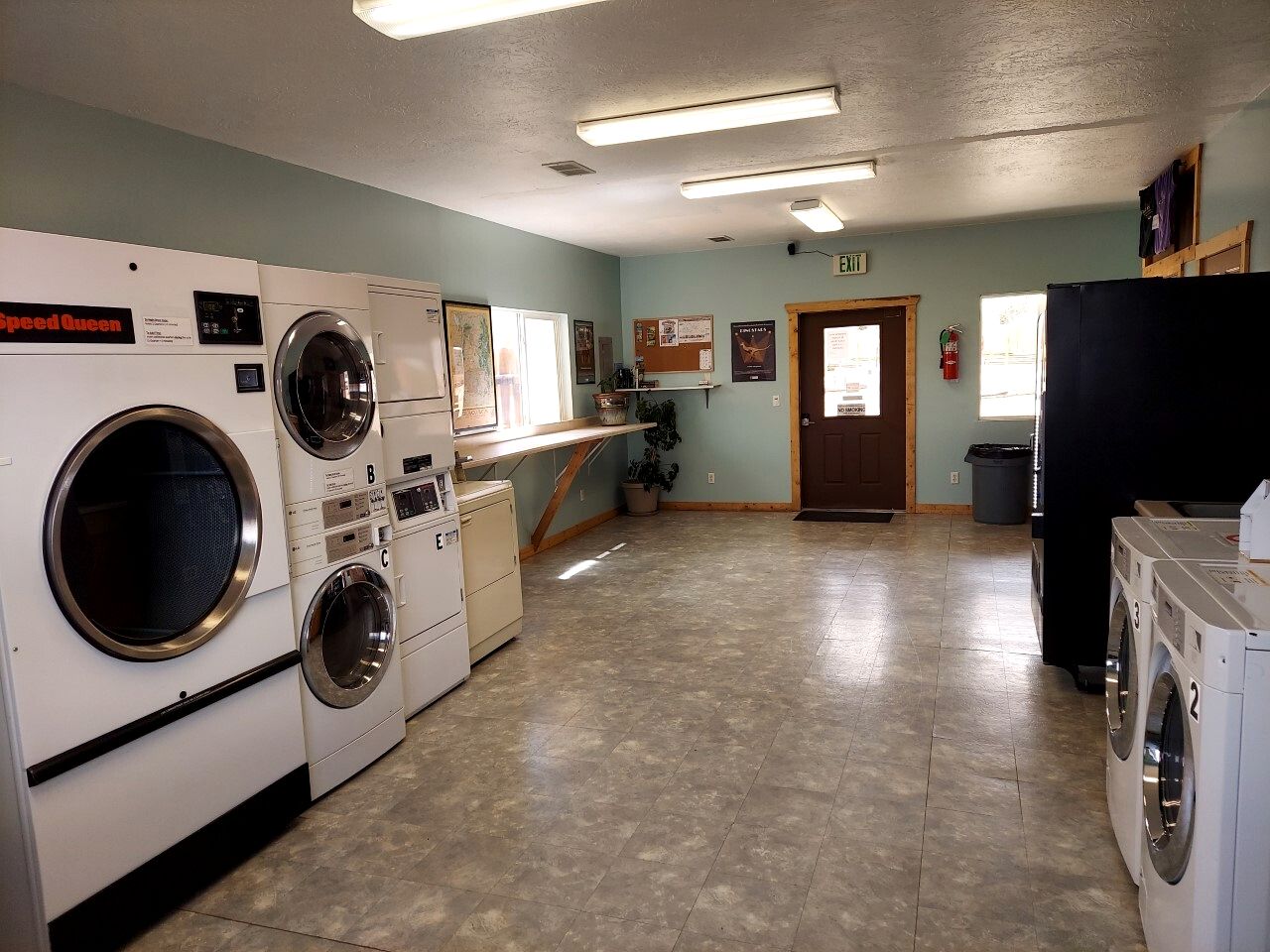Glamping Cabin with King Bed in Escalante, Utah, Perfect for a Trip to the Devil's Garden