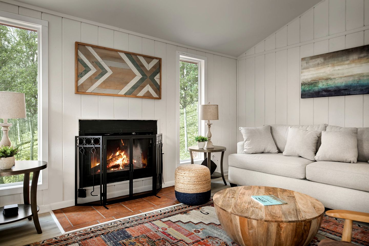 Mountainside Cabin with Hot Tub, Fire Pit and Modern Touches Nestled in the Woods of Hedgesville, WV - Just Minutes from Berkeley Springs