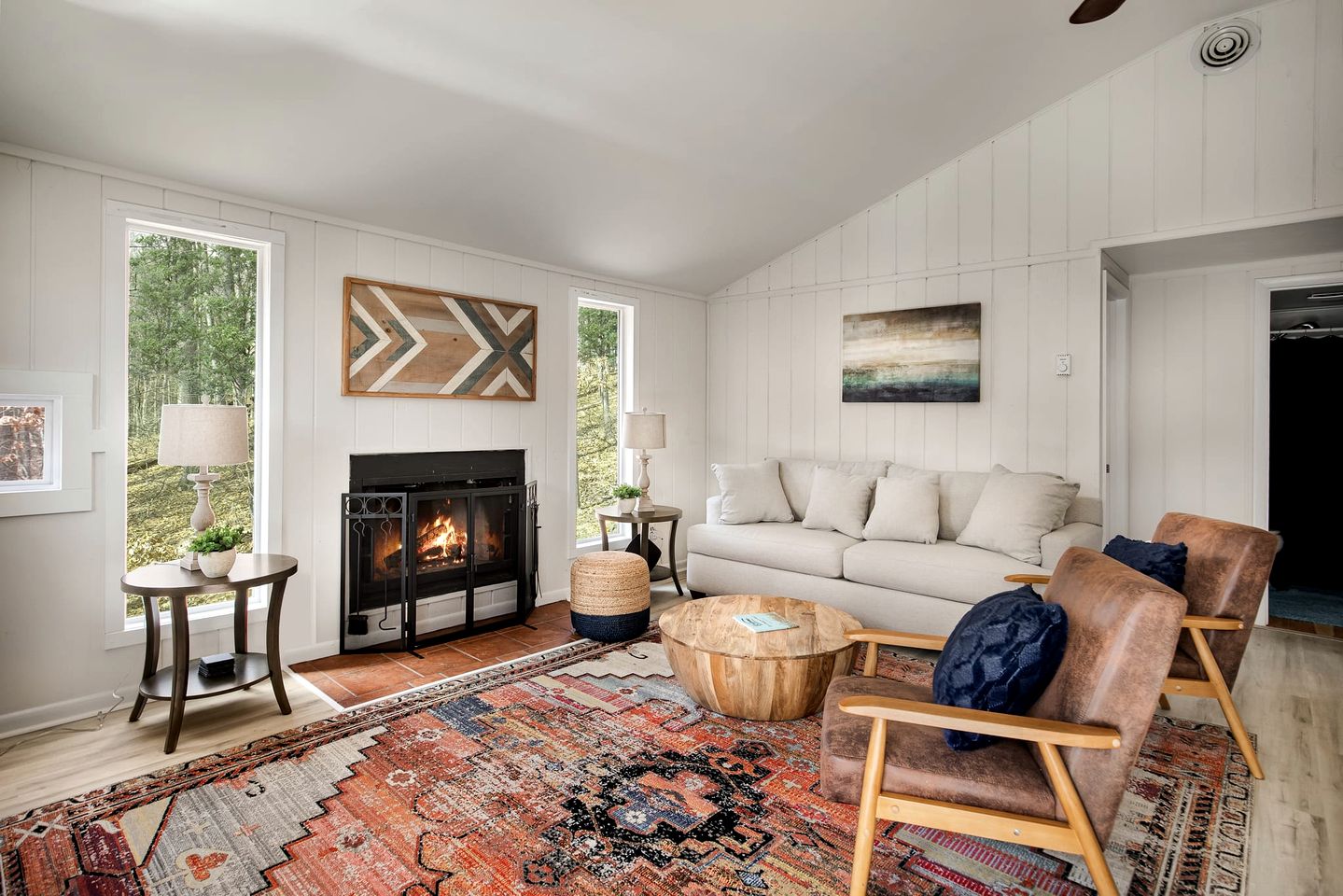 Mountainside Cabin with Hot Tub, Fire Pit and Modern Touches Nestled in the Woods of Hedgesville, WV - Just Minutes from Berkeley Springs