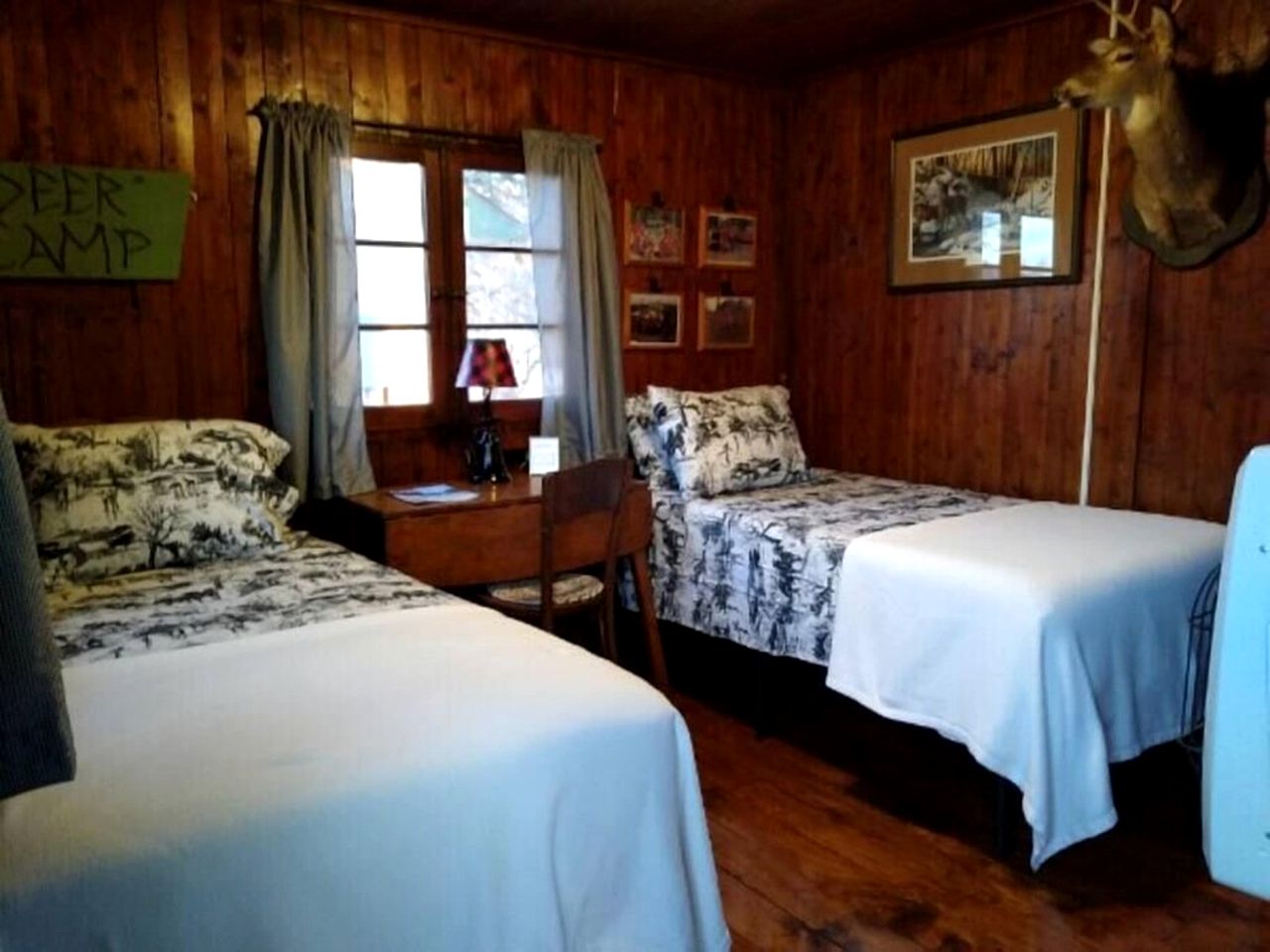 Glamping Cabins for Nature Enthusiasts in Cadillac, Michigan