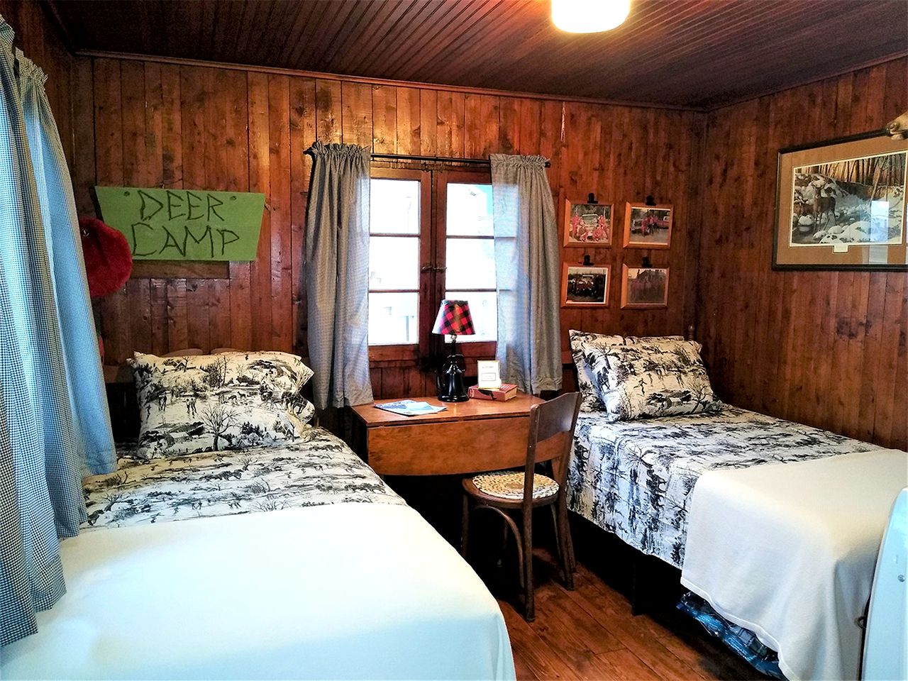 Glamping Cabins for Nature Enthusiasts in Cadillac, Michigan