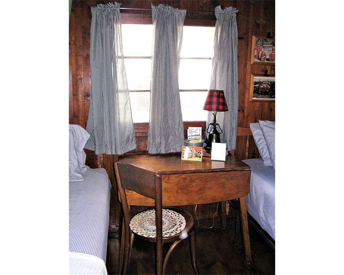 Glamping Cabins for Nature Enthusiasts in Cadillac, Michigan