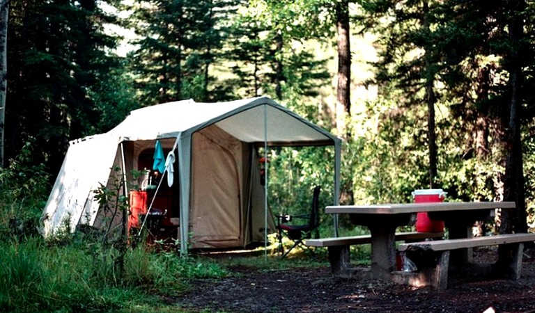 Safari Tents (Livingston, Montana, United States)