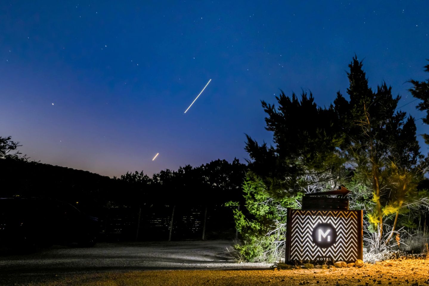 Gorgeous Glamping Dome near Marble Falls for Couples Getaways, Texas