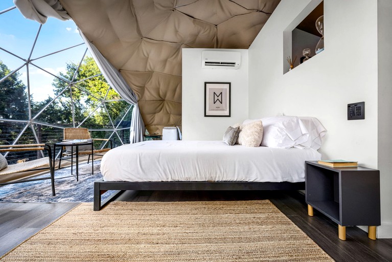 Domes (United States of America, Marble Falls, Texas)