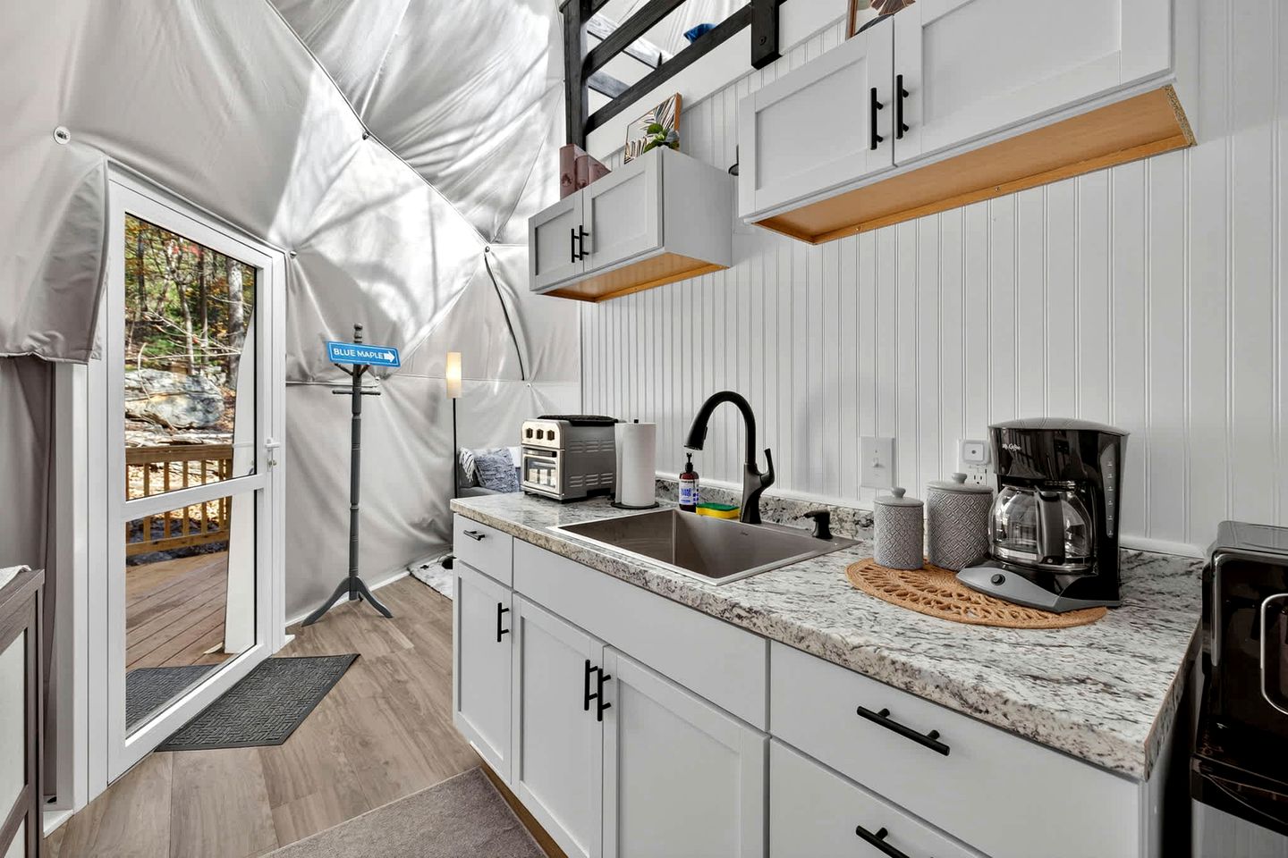 Luxe Stargazing Glamping Dome with Panoramic Views Near Lost River State Park, Wardensville WV