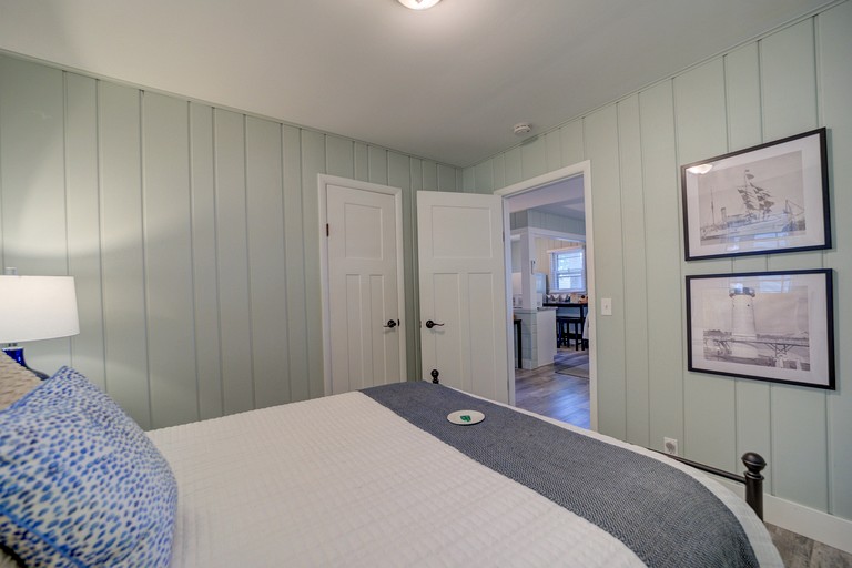 Cabins (United States of America, Muskegon, Michigan)