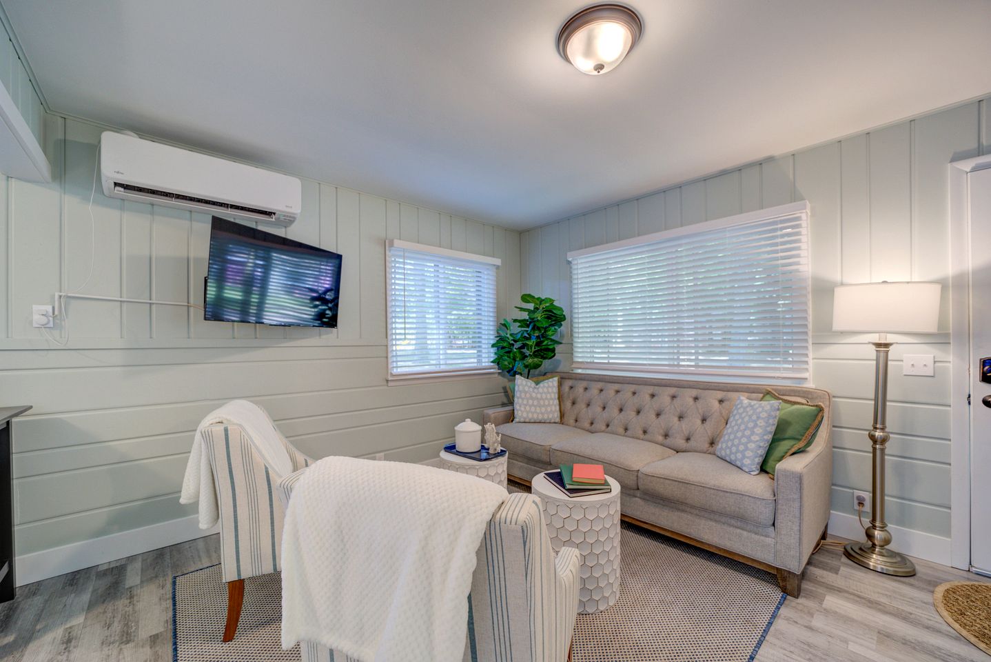 Glamping Getaway to Lake Michigan - Perfect for Romantic Escapes