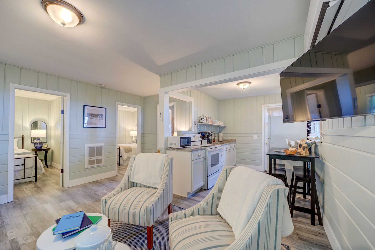 Glamping Getaway to Lake Michigan - Perfect for Romantic Escapes