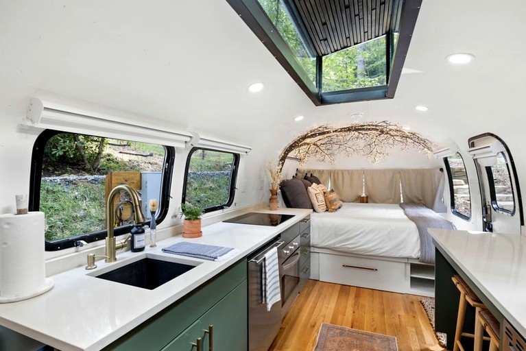 Airstreams (United States of America, Pisgah Forest, North Carolina)