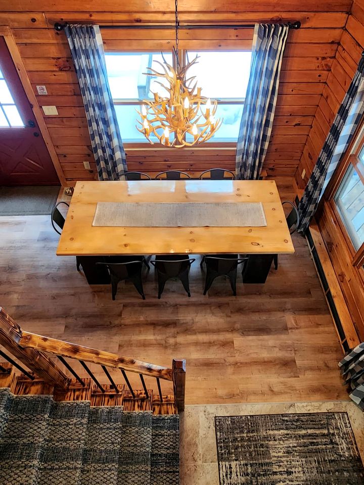 Deer Trail Lodge in North Creek, NY